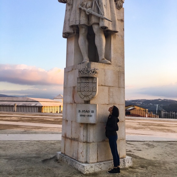 Meet your Posher, Mikha - Picture 2 of 6